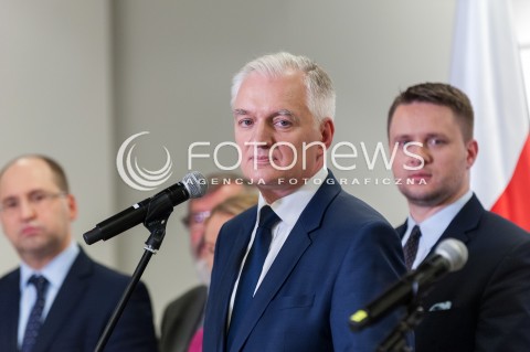  04.11.2017 WARSZAWA<br />KONWENCJA ZALOZYCIELSKA PARTII POROZUMIENIE<br />N/Z JAROSLAW GOWIN ROBERT ARNACKI ADAM BIELAN<br /> 