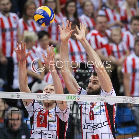  04.11.2017 RZESZOW<br />SIATKOWKA PLUSLIGA 2017/2018 MEN VOLLEYBALL POLAND POLISH PLUS LIGA LEAGUE SEASON 2017/2018<br />MECZ ASSECO RESOVIA RZESZOW - INDYKPOL AZS OLSZTYN <br />N/Z MARCIN MOZDZONEK JAKUB JAROSZ BLOK <br /> 