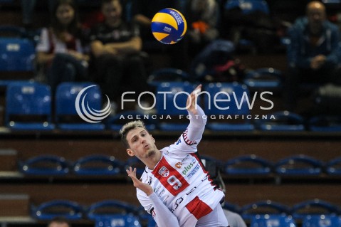  04.11.2017 RZESZOW<br />SIATKOWKA PLUSLIGA 2017/2018 MEN VOLLEYBALL POLAND POLISH PLUS LIGA LEAGUE SEASON 2017/2018<br />MECZ ASSECO RESOVIA RZESZOW - INDYKPOL AZS OLSZTYN <br />N/Z THIBAULT ROSSARD SYLWETKA <br /> 