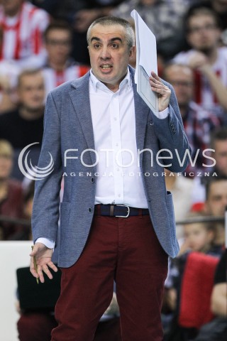  04.11.2017 RZESZOW<br />SIATKOWKA PLUSLIGA 2017/2018 MEN VOLLEYBALL POLAND POLISH PLUS LIGA LEAGUE SEASON 2017/2018<br />MECZ ASSECO RESOVIA RZESZOW - INDYKPOL AZS OLSZTYN <br />N/Z ROBERTO SERNIOTTI - I TRENER ( HEAD COACH ) SYLWETKA <br /> 