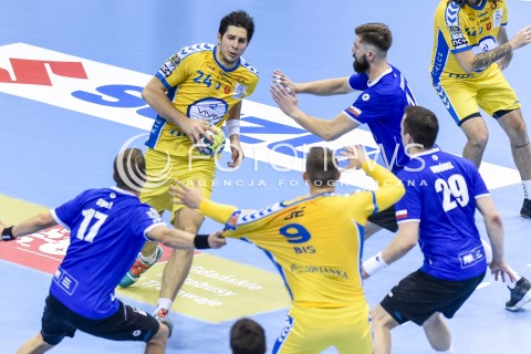  07.11.2017 GDANSK<br />
PILKA RECZNA - PGNIG SUPERLIGA MEZCZYZN SEZON 2017/2018<br />
MECZ WYBRZEZE GDANSK - PGE VIVE KIELCE<br />
N/Z MARKO MAMIC JACEK SULEJ BARTLOMIEJ BIS MATEUSZ WROBEL<br />
 