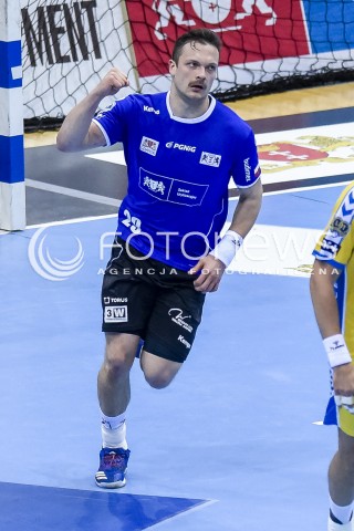  07.11.2017 GDANSK<br />
PILKA RECZNA - PGNIG SUPERLIGA MEZCZYZN SEZON 2017/2018<br />
MECZ WYBRZEZE GDANSK - PGE VIVE KIELCE<br />
N/Z MATEUSZ WROBEL<br />
 