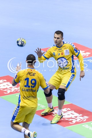  07.11.2017 GDANSK<br />
PILKA RECZNA - PGNIG SUPERLIGA MEZCZYZN SEZON 2017/2018<br />
MECZ WYBRZEZE GDANSK - PGE VIVE KIELCE<br />
N/Z KRZYSZTOF LIJEWSKI BARTLOMIEJ BIS<br />
 