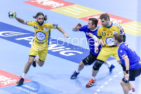  07.11.2017 GDANSK<br />
PILKA RECZNA - PGNIG SUPERLIGA MEZCZYZN SEZON 2017/2018<br />
MECZ WYBRZEZE GDANSK - PGE VIVE KIELCE<br />
N/Z DEAN BOMBAC JACEK SULEJ JULEN AGUINAGALDE<br />
 