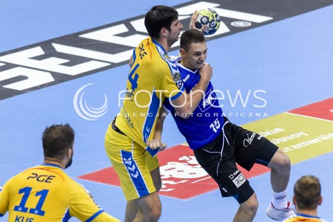  07.11.2017 GDANSK<br />
PILKA RECZNA - PGNIG SUPERLIGA MEZCZYZN SEZON 2017/2018<br />
MECZ WYBRZEZE GDANSK - PGE VIVE KIELCE<br />
N/Z MARKO MAMIC KRZYSZTOF KOMARZEWSKI<br />
 