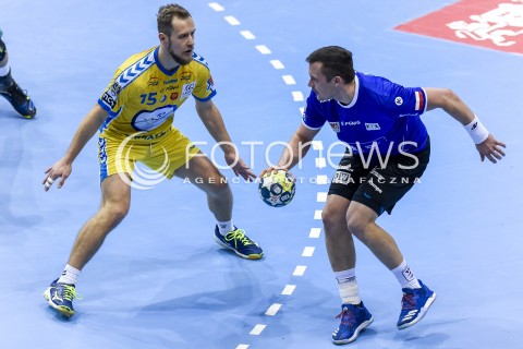  07.11.2017 GDANSK<br />
PILKA RECZNA - PGNIG SUPERLIGA MEZCZYZN SEZON 2017/2018<br />
MECZ WYBRZEZE GDANSK - PGE VIVE KIELCE<br />
N/Z MATEUSZ JACHLEWSKI JACEK SULEJ<br />
 