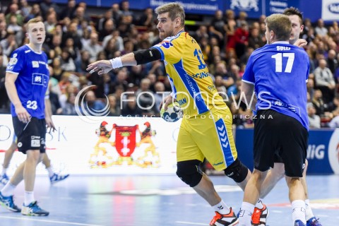  07.11.2017 GDANSK<br />PILKA RECZNA - PGNIG SUPERLIGA MEZCZYZN SEZON 2017/2018<br />MECZ WYBRZEZE GDANSK - PGE VIVE KIELCE<br />N/Z JULEN AGUINAGALDE JACEK SULEJ<br /> 