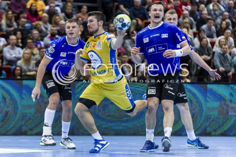  07.11.2017 GDANSK<br />PILKA RECZNA - PGNIG SUPERLIGA MEZCZYZN SEZON 2017/2018<br />MECZ WYBRZEZE GDANSK - PGE VIVE KIELCE<br />N/Z KRZYSZTOF GADEK ALEX DUJSHEBAEV MATEUSZ WROBEL<br /> 