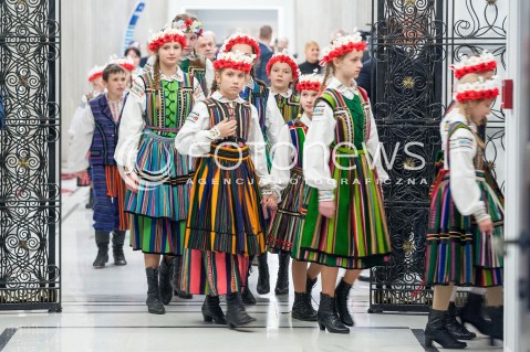  08.11.2017 WARSZAWA SEJM<br />POSIEDZENIE SEJMU RP<br />N/Z ZESPOL PIESNI I TANCA<br /> 
