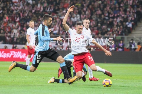  10.11.2017 WARSZAWA STADION NARODOWY <br />PILKA NOZNA REPREZENTACJA MECZ TOWARZYSKI<br />Football Friendly match <br />MECZ POLSKA - URUGWAJ ( Poland - URUGUAY ) <br />N/Z JAROSLAW JACH MATIAS VECINO <br /> 