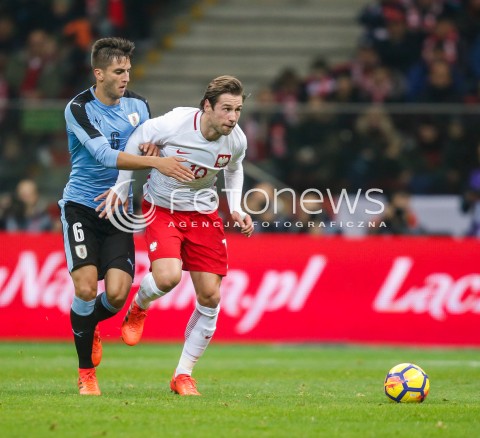  10.11.2017 WARSZAWA STADION NARODOWY <br />PILKA NOZNA REPREZENTACJA MECZ TOWARZYSKI<br />Football Friendly match <br />MECZ POLSKA - URUGWAJ ( Poland - URUGUAY ) <br />N/Z GRZEGORZ KRYCHOWIAK RODRIGO BENTANCUR <br /> 