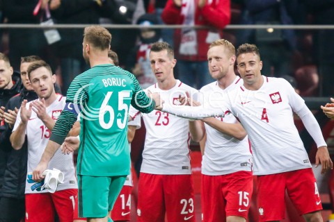  10.11.2017 WARSZAWA STADION NARODOWY <br />PILKA NOZNA REPREZENTACJA MECZ TOWARZYSKI<br />Football Friendly match <br />MECZ POLSKA - URUGWAJ ( Poland - URUGUAY ) <br />N/Z ARTUR BORUC THIAGO CIONEK KAMIL GLIK KAMIL WILCZEK MACIEJ RYBUS ZAKONCZENIE KONIEC REPREZENTACYJNEJ KARIERY<br /> 