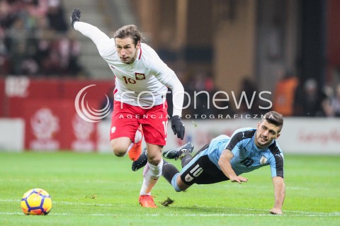  10.11.2017 WARSZAWA STADION NARODOWY <br />PILKA NOZNA REPREZENTACJA MECZ TOWARZYSKI<br />Football Friendly match <br />MECZ POLSKA - URUGWAJ ( Poland - URUGUAY ) <br />N/Z GRZEGORZ KRYCHOWIAK GIORGIAN DE ARRASCAETA <br /> 