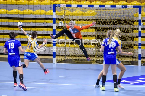 10.11.2017 GDYNIA<br />EHF LIGA MISTRZYN W PILCE RECZNEJ KOBIET SEZON 2017/2018<br />EFH WOMENS HANDBALL CHAMPIONS LEAGUE SEASON 2017/2018<br />MECZ VISTAL GDYNIA - NYKOBING FALSTER<br />N/Z AYAKA IKEHARA MALGORZATA GAPSKA<br /> 