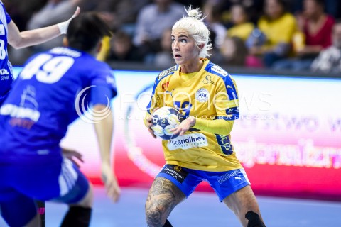  10.11.2017 GDYNIA<br />EHF LIGA MISTRZYN W PILCE RECZNEJ KOBIET SEZON 2017/2018<br />EFH WOMENS HANDBALL CHAMPIONS LEAGUE SEASON 2017/2018<br />MECZ VISTAL GDYNIA - NYKOBING FALSTER<br />N/Z PATRICIA MATIELI MACHADO KRISTINA KRISTIANSEN<br /> 