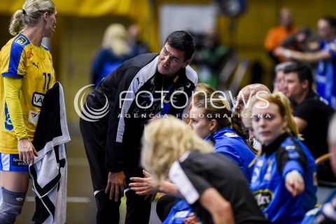  10.11.2017 GDYNIA<br />EHF LIGA MISTRZYN W PILCE RECZNEJ KOBIET SEZON 2017/2018<br />EFH WOMENS HANDBALL CHAMPIONS LEAGUE SEASON 2017/2018<br />MECZ VISTAL GDYNIA - NYKOBING FALSTER<br />N/Z ROSBACH JAKOB LARSEN<br /> 