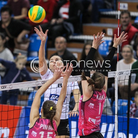  11.11.2017 RZESZOW POLAND<br />SIATKOWKA LIGA MISTRZYN <br />2018 CEV VOLLEYBALL CHAMPIONS LEAGUE - WOMEN <br />MECZ DEVELOPRES SKYRES RZESZOW - NOVA KBM BRANIK MARIBOR<br />N/Z ADELA HELIC <br /> 