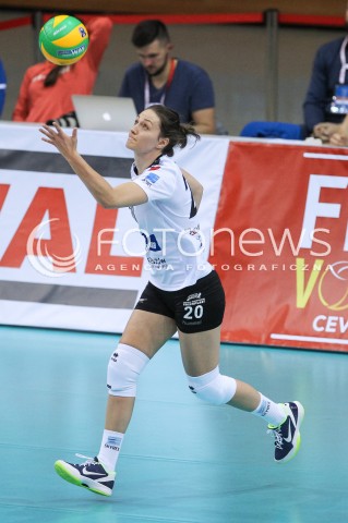  11.11.2017 RZESZOW POLAND<br />SIATKOWKA LIGA MISTRZYN <br />2018 CEV VOLLEYBALL CHAMPIONS LEAGUE - WOMEN <br />MECZ DEVELOPRES SKYRES RZESZOW - NOVA KBM BRANIK MARIBOR<br />N/Z JELENA BLAGOJEVIC SYLWETKA <br /> 