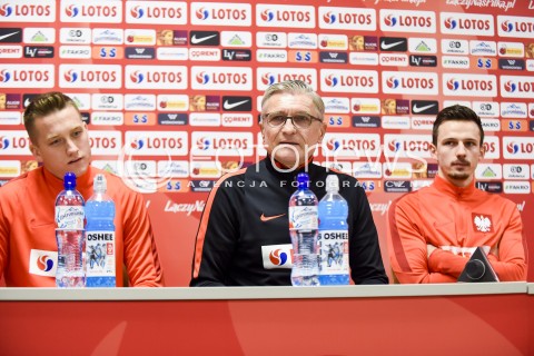 12.11.2017 GDANSK<br />PILKA NOZNA - MECZ TOWARZYSKI<br />KONFERENCJA PRASOWA PRZED MECZEM<br />POLSKA - MEKSYK<br />N/Z PIOTR ZIELINSKI ADAM NAWALKA RAFAL WOLSKI<br /> 