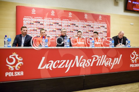  12.11.2017 GDANSK<br />PILKA NOZNA - MECZ TOWARZYSKI<br />KONFERENCJA PRASOWA PRZED MECZEM<br />POLSKA - MEKSYK<br />N/Z PIOTR ZIELINSKI ADAM NAWALKA RAFAL WOLSKI MARIUSZ STEPINSKI<br /> 