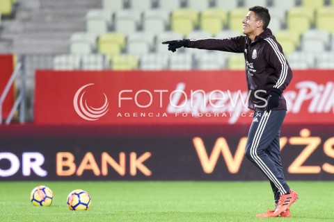  12.11.2017 GDANSK<br />PILKA NOZNA - MECZ TOWARZYSKI<br />TRENING PRZED MECZEM<br />POLSKA - MEKSYK<br />N/Z HECTOR MORENO<br /> 