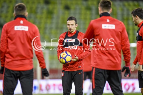  12.11.2017 GDANSK<br />PILKA NOZNA - MECZ TOWARZYSKI<br />TRENING PRZED MECZEM<br />POLSKA - MEKSYK<br />N/Z RAFAL WOLSKI<br /> 