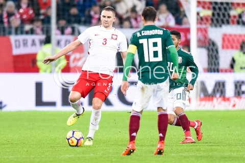  13.11.2017 GDANSK<br />PILKA NOZNA REPREZENTACJA<br />MECZ TOWARZYSKI Football Friendly match<br />MECZ POLSKA - MEKSYK ( Poland - Mexico )<br />N/Z ARTUR JEDRZEJCZYK ANDRES GUARDADO<br /> 