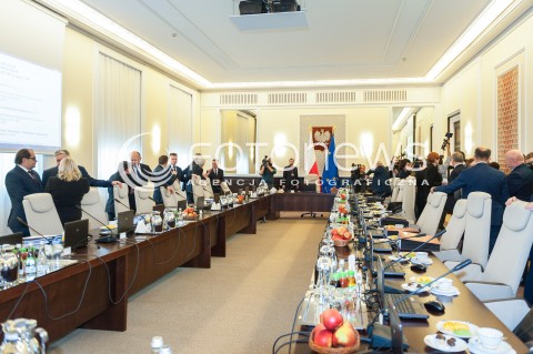  14.11.2017 WARSZAWA <br />POSIEDZENIE RADY MINISTROW <br />N/Z RADA MINISTROW MINISTROWIE SALA WIDOK VIEW<br /> 