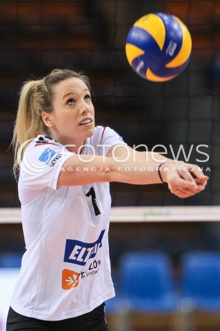  15.11.2017 RZESZOW <br />SIATKOWKA LIGA SIATKOWKI KOBIET LSK 2017/2018 WOMEN VOLLEYBALL POLAND POLISH LEAGUE <br />MECZ DEVELOPRES SKYRES RZESZOW - GROT BUDOWLANI LODZ <br />N/Z HELENE ROUSSEAUX SYLWETKA <br /> 