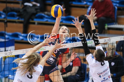  15.11.2017 RZESZOW <br />SIATKOWKA LIGA SIATKOWKI KOBIET LSK 2017/2018 WOMEN VOLLEYBALL POLAND POLISH LEAGUE <br />MECZ DEVELOPRES SKYRES RZESZOW - GROT BUDOWLANI LODZ <br />N/Z KAJA GROBELNA <br /> 