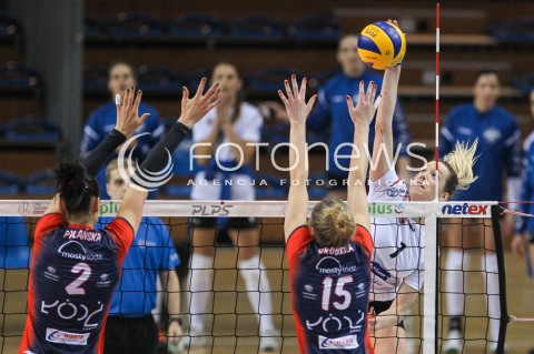  15.11.2017 RZESZOW <br />SIATKOWKA LIGA SIATKOWKI KOBIET LSK 2017/2018 WOMEN VOLLEYBALL POLAND POLISH LEAGUE <br />MECZ DEVELOPRES SKYRES RZESZOW - GROT BUDOWLANI LODZ <br />N/Z HELENE ROUSSEAUX <br /> 