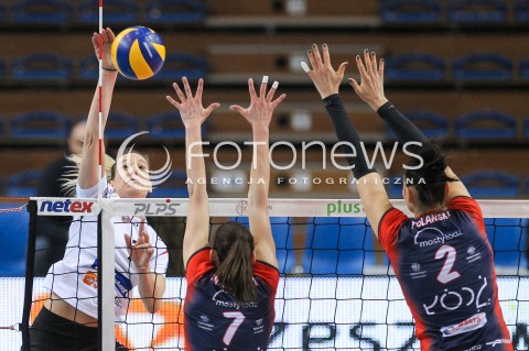  15.11.2017 RZESZOW <br />SIATKOWKA LIGA SIATKOWKI KOBIET LSK 2017/2018 WOMEN VOLLEYBALL POLAND POLISH LEAGUE <br />MECZ DEVELOPRES SKYRES RZESZOW - GROT BUDOWLANI LODZ <br />N/Z HELENE ROUSSEAUX <br /> 