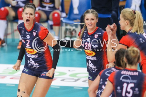  15.11.2017 RZESZOW <br />SIATKOWKA LIGA SIATKOWKI KOBIET LSK 2017/2018 WOMEN VOLLEYBALL POLAND POLISH LEAGUE <br />MECZ DEVELOPRES SKYRES RZESZOW - GROT BUDOWLANI LODZ <br />N/Z GABRIELA POLANSKA MARTYNA GRAJBER RADOSC EMOCJE <br /> 