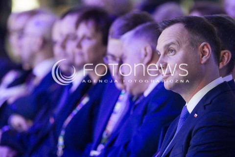  16.11.2017 JASIONKA CENTRUM WYSTAWIENNICZO - KONGRESOWE<br />KONGRES590 <br />WRECZENIE NAGROD PREZYDENTA RP<br />N/Z PREZYDENT RP ANDRZEJ DUDA<br /> 