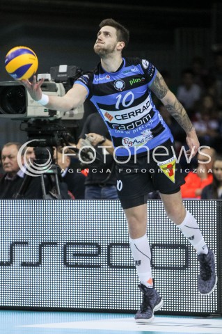  18.11.2017 RZESZOW <br />SIATKOWKA PLUS LIGA 2017/2018 MEN VOLLEYBALL POLAND POLISH PLUSLIGA LEAGUE SEASON 2017/2018 <br />MECZ ASSECO RESOVIA RZESZOW - CERRAD CZARNI RADOM <br />N/Z MICHAL FILIP SYLWETKA <br /> 