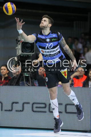  18.11.2017 RZESZOW <br />SIATKOWKA PLUS LIGA 2017/2018 MEN VOLLEYBALL POLAND POLISH PLUSLIGA LEAGUE SEASON 2017/2018 <br />MECZ ASSECO RESOVIA RZESZOW - CERRAD CZARNI RADOM <br />N/Z MICHAL FILIP SYLWETKA <br /> 