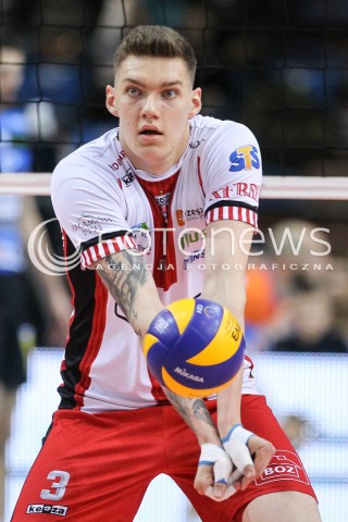  18.11.2017 RZESZOW <br />SIATKOWKA PLUS LIGA 2017/2018 MEN VOLLEYBALL POLAND POLISH PLUSLIGA LEAGUE SEASON 2017/2018 <br />MECZ ASSECO RESOVIA RZESZOW - CERRAD CZARNI RADOM <br />N/Z BARTLOMIEJ LEMANSKI SYLWETKA <br /> 