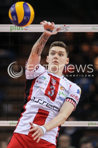  18.11.2017 RZESZOW <br />SIATKOWKA PLUS LIGA 2017/2018 MEN VOLLEYBALL POLAND POLISH PLUSLIGA LEAGUE SEASON 2017/2018 <br />MECZ ASSECO RESOVIA RZESZOW - CERRAD CZARNI RADOM <br />N/Z BARTLOMIEJ LEMANSKI SYLWETKA <br /> 