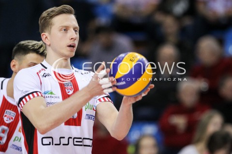  18.11.2017 RZESZOW <br />SIATKOWKA PLUS LIGA 2017/2018 MEN VOLLEYBALL POLAND POLISH PLUSLIGA LEAGUE SEASON 2017/2018 <br />MECZ ASSECO RESOVIA RZESZOW - CERRAD CZARNI RADOM <br />N/Z ELVISS KRASTINS SYLWETKA <br /> 