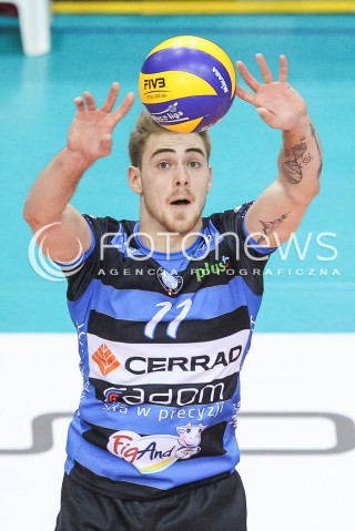  18.11.2017 RZESZOW <br />SIATKOWKA PLUS LIGA 2017/2018 MEN VOLLEYBALL POLAND POLISH PLUSLIGA LEAGUE SEASON 2017/2018 <br />MECZ ASSECO RESOVIA RZESZOW - CERRAD CZARNI RADOM <br />N/Z KAMIL DROSZYNSKI SYLWETKA <br /> 