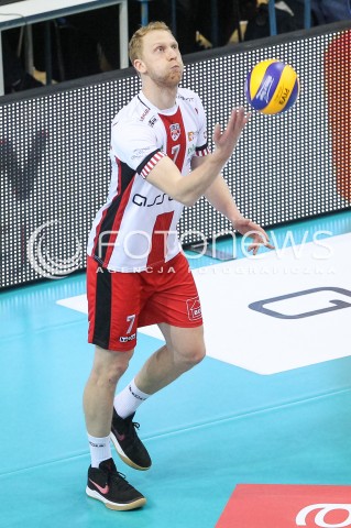  18.11.2017 RZESZOW <br />SIATKOWKA PLUS LIGA 2017/2018 MEN VOLLEYBALL POLAND POLISH PLUSLIGA LEAGUE SEASON 2017/2018 <br />MECZ ASSECO RESOVIA RZESZOW - CERRAD CZARNI RADOM <br />N/Z JAKUB JAROSZ SYLWETKA <br /> 