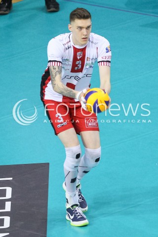  18.11.2017 RZESZOW <br />SIATKOWKA PLUS LIGA 2017/2018 MEN VOLLEYBALL POLAND POLISH PLUSLIGA LEAGUE SEASON 2017/2018 <br />MECZ ASSECO RESOVIA RZESZOW - CERRAD CZARNI RADOM <br />N/Z BARTLOMIEJ LEMANSKI SYLWETKA <br /> 