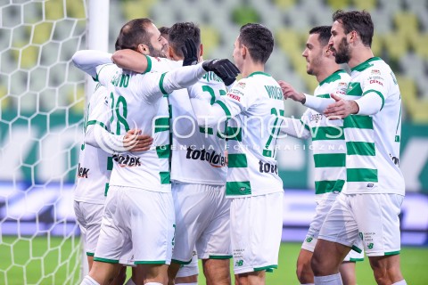  18.11.2017 GDANSK <br />PILKA NOZNA - EKSTRAKLASA SEZON 2017/2018<br />MECZ LECHIA GDANSK - WISLA PLOCK<br />N/Z MARCO PAIXAO FLAVIO PAIXAO RAFAL WOLSKI RADOSC BRAMKA GOL NA 1:0<br /> 