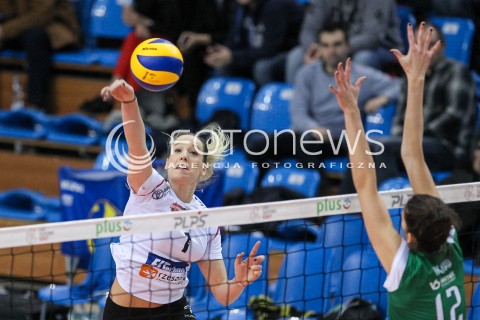  19.11.2017 RZESZOW <br />SIATKOWKA LIGA SIATKOWKI KOBIET LSK 2017/2018 WOMEN VOLLEYBALL POLAND POLISH LEAGUE <br />MECZ DEVELOPRES SKYRES RZESZOW - IMPEL WROCLAW <br />N/Z HELENE ROUSSEAUX <br /> 