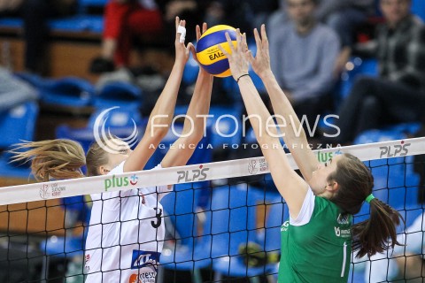  19.11.2017 RZESZOW <br />SIATKOWKA LIGA SIATKOWKI KOBIET LSK 2017/2018 WOMEN VOLLEYBALL POLAND POLISH LEAGUE <br />MECZ DEVELOPRES SKYRES RZESZOW - IMPEL WROCLAW <br />N/Z MONIKA PTAK VALERIE NICHOL <br /> 