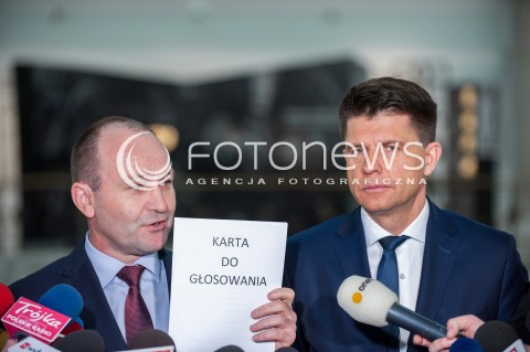  22.11.2017 WARSZAWA SEJM<br />52. POSIEDZENIE SEJMU RP<br />N/Z RYSZARD PETRU MAREK SOWA KONFERENCJA NA TEMAT KART DO GLOSOWANIA<br /> 