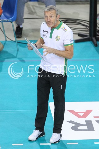  22.11.2017 RZESZOW <br />SIATKOWKA PLUS LIGA 2017/2018 MEN VOLLEYBALL POLAND POLISH PLUSLIGA LEAGUE SEASON 2017/2018 <br />MECZ ASSECO RESOVIA RZESZOW - ALURON VIRTU WARTA ZAWIERCIE <br />N/Z EMANUELE ZANINI - I TRENER ( HEAD COACH ) SYLWETKA <br /> 