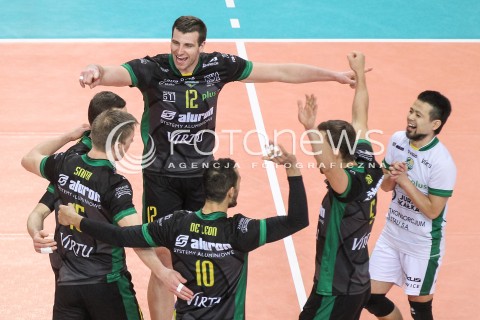  22.11.2017 RZESZOW <br />SIATKOWKA PLUS LIGA 2017/2018 MEN VOLLEYBALL POLAND POLISH PLUSLIGA LEAGUE SEASON 2017/2018 <br />MECZ ASSECO RESOVIA RZESZOW - ALURON VIRTU WARTA ZAWIERCIE <br />N/Z GRZEGORZ BOCIEK TAICHIRO KOGA RADOSC EMOCJE <br /> 