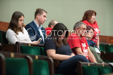  23.11.2017 WARSZAWA SEJM<br />POSIEDZENIE SEJMU RP<br />N/Z PRZEDSTAWICIELE STOWARZYSZENIA TAK DLA JOW<br /> 