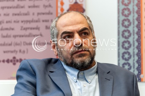  27.11.2017 WARSZAWA<br />
KONFERENCJA W CENTRUM KULTURY MUZULMASKIEJ DOTYCZACA DEWASTACJI OSRODKA<br />
N/Z ABDUL JABBAR KOUBAISY DYREKTOR OSRODKA KULTIRY MUZULMANSKIEJ<br />
 